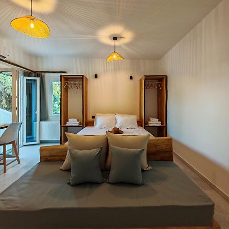 Paraga Suites Naxos City 外观 照片