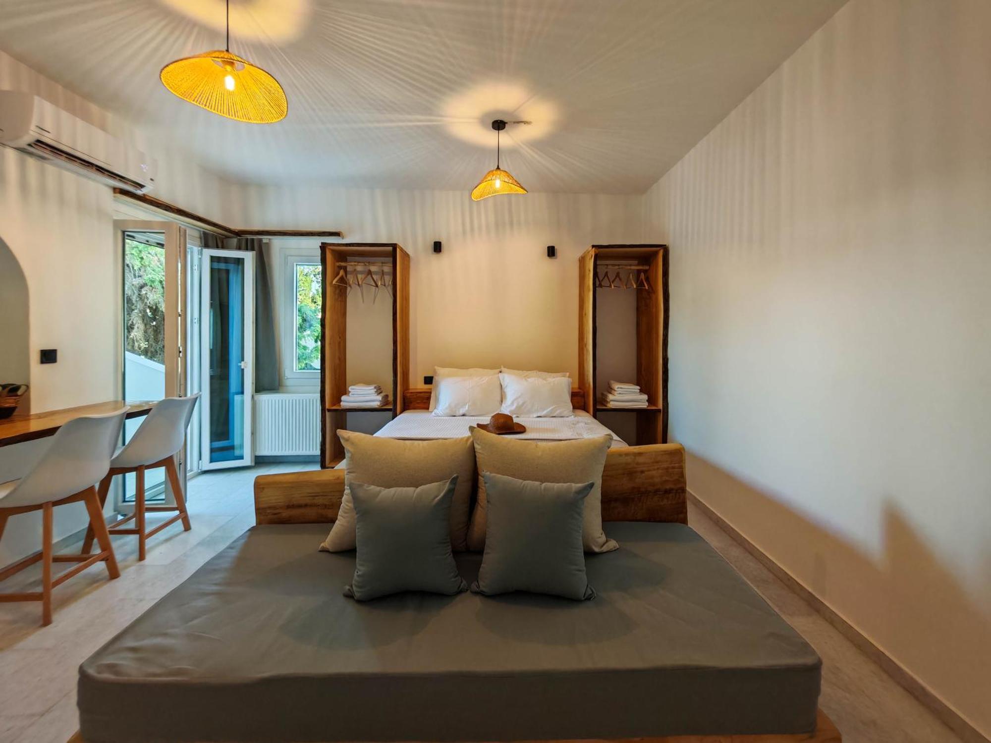 Paraga Suites Naxos City 外观 照片